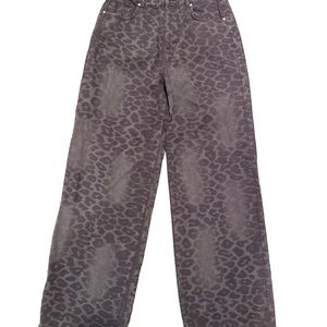 Boohoo NWT Women Sz. 4 Leopard Print VTG Wash Denim High Waisted Wide Leg Jeans